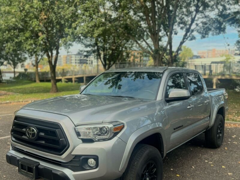 Toyota Tacoma SR5 V6 – Rear Wheel Drive